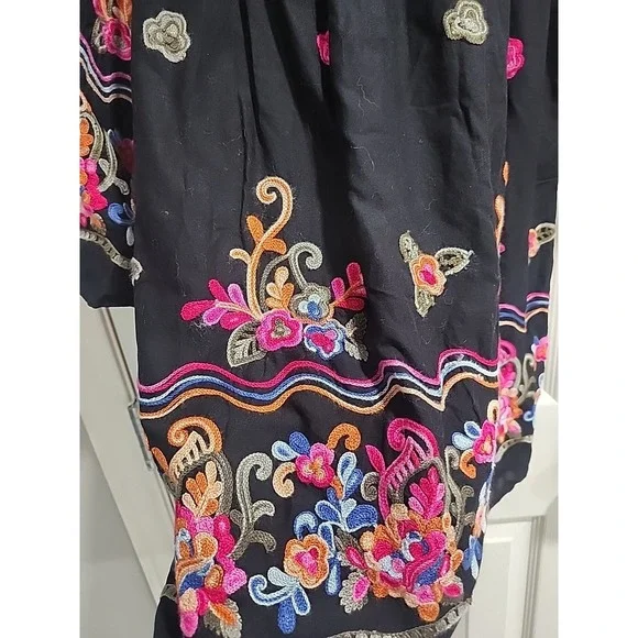 Studio West Apparel XL Boho Peasant Top Black Multicolor Embroidered Tunic - Picture 6 of 10